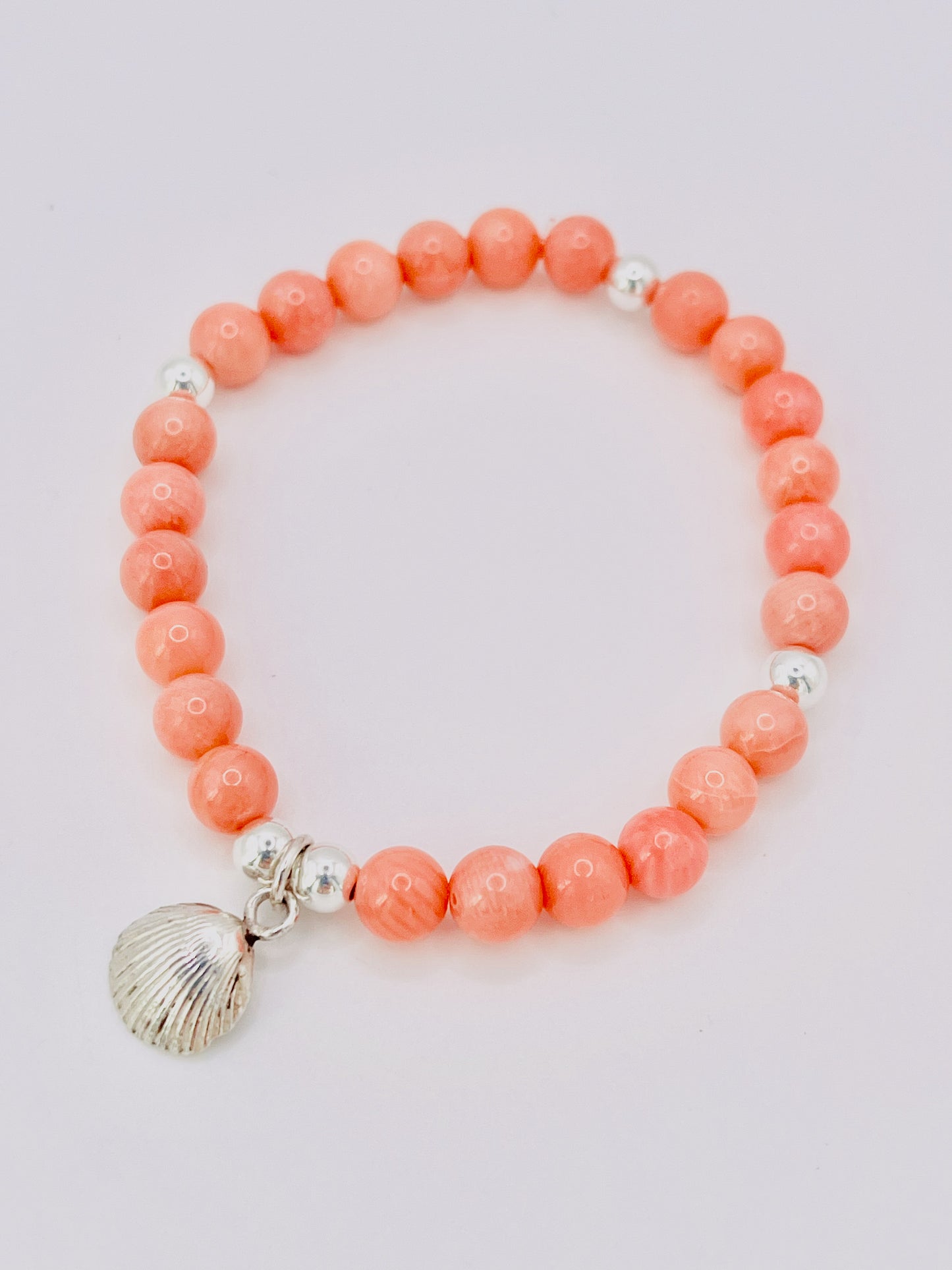 Chunky coral beaded bracelet.