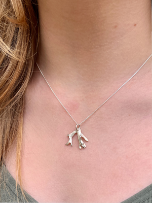 Silver Seaweed Necklace.